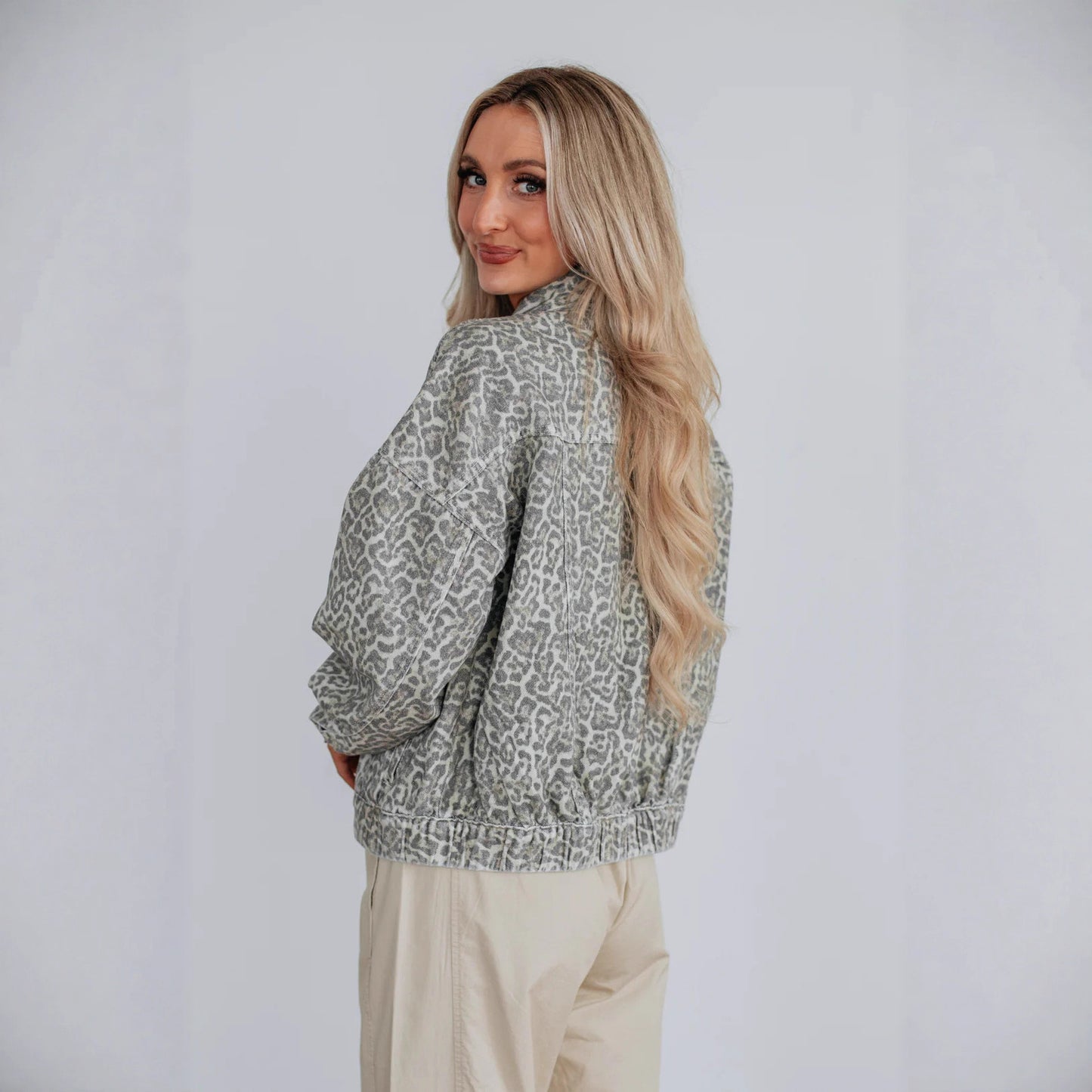Women’s Gray Loose-Fit Denim Jacket | Street Hipster Style | Cotton | S–2XL