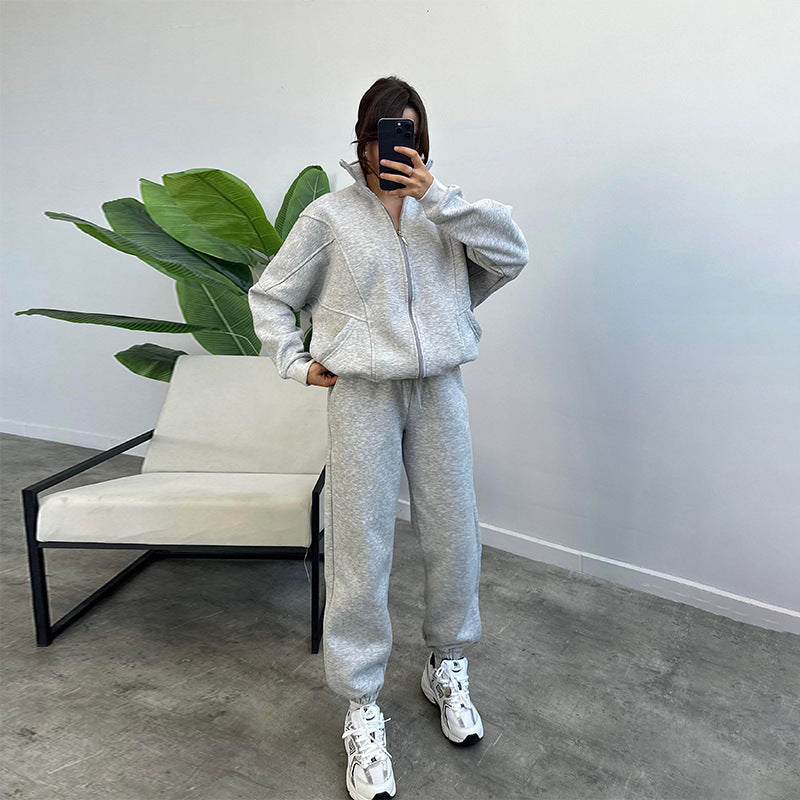 Stylish Women’s Activewear Set – Stand-up Collar Sports Suit with Jogger Pants hanyelevate