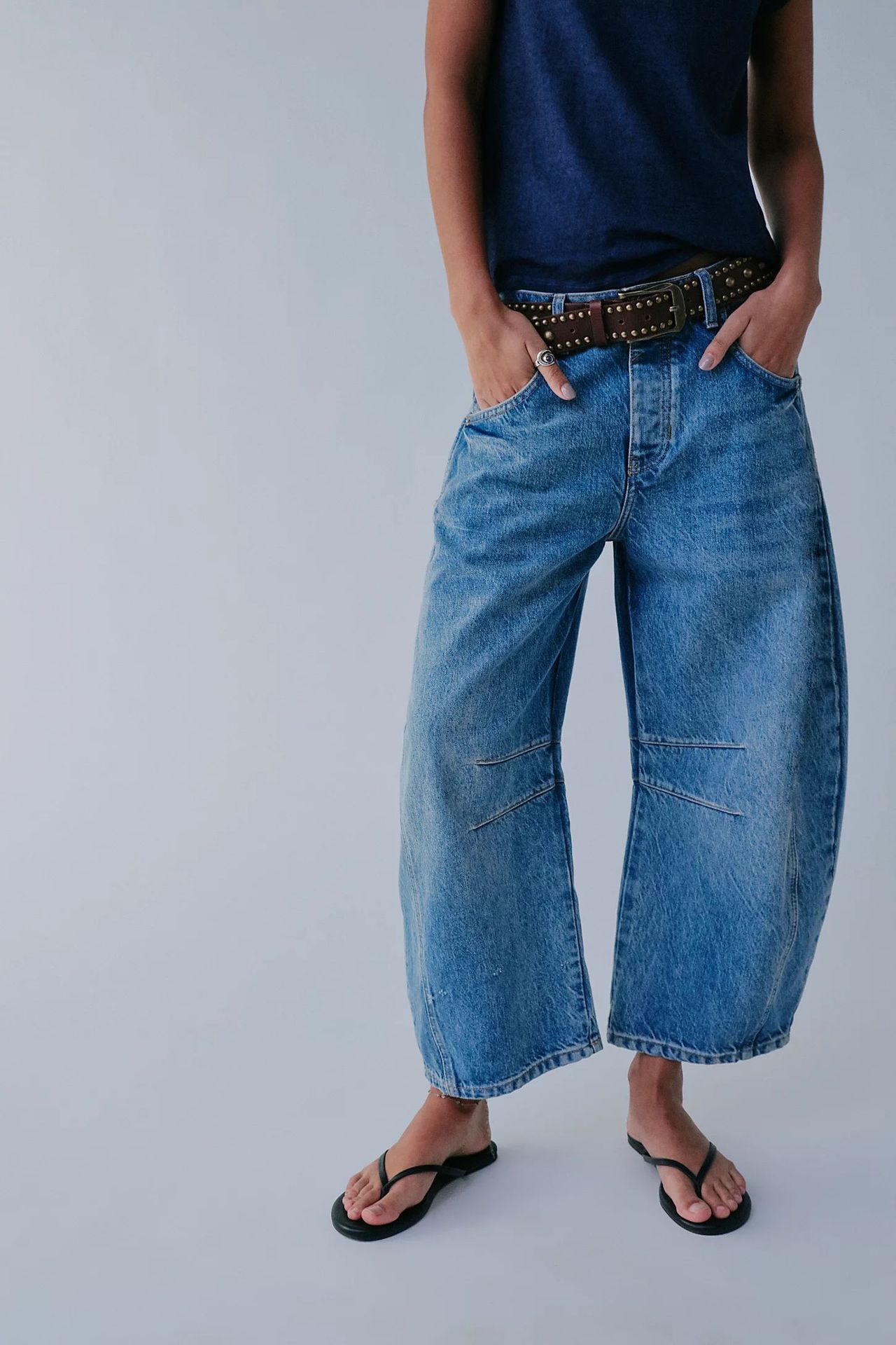 High Stretch Mid-Rise Barrel Jeans Fashion Wide Leg Shape Women Casual Baggy Mid Waist Denim Jeans hanyelevate