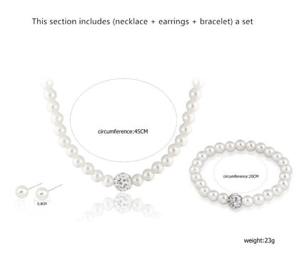 Pearl necklace hanyelevate