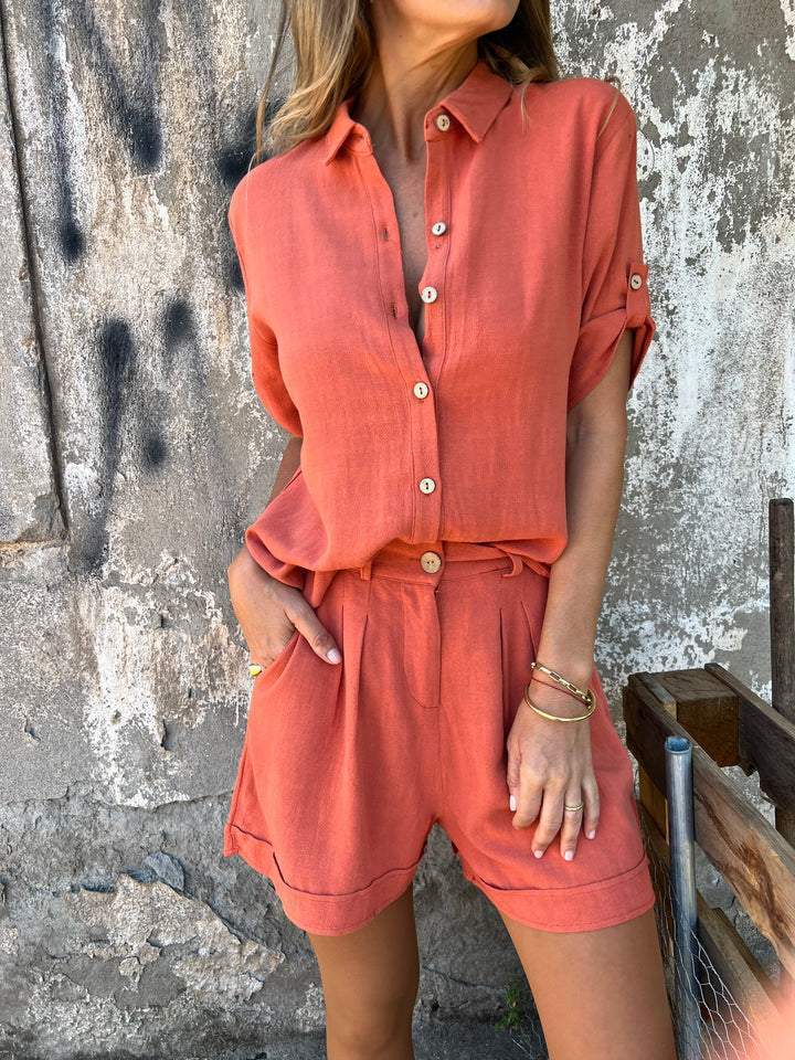 Trendy Women’s Short Sleeve Suit Set – Lapel Shirt and Shorts with Pockets hanyelevate